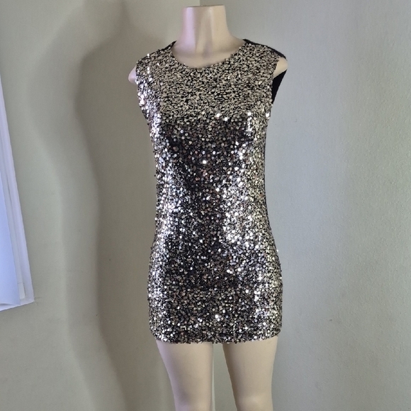 Gold and Cream Bodycon Mini Dress with Crew Neck - Picture 1 of 9